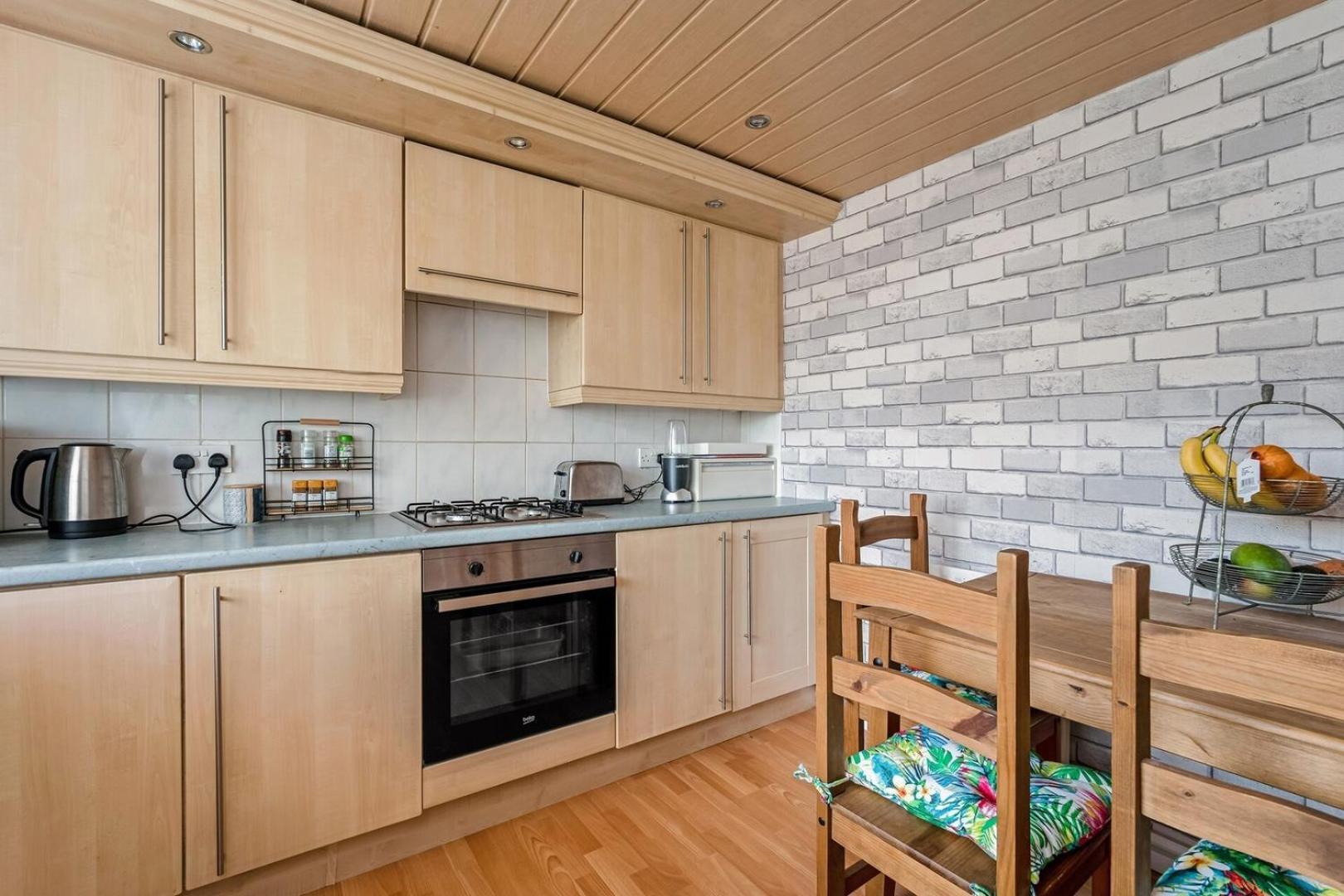 Centrally Situated 1 Bedroom House In カンバーノールド エクステリア 写真